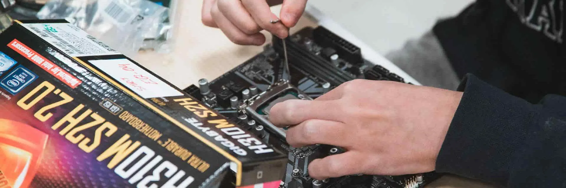 Hero Content - FP Informática + Madrid