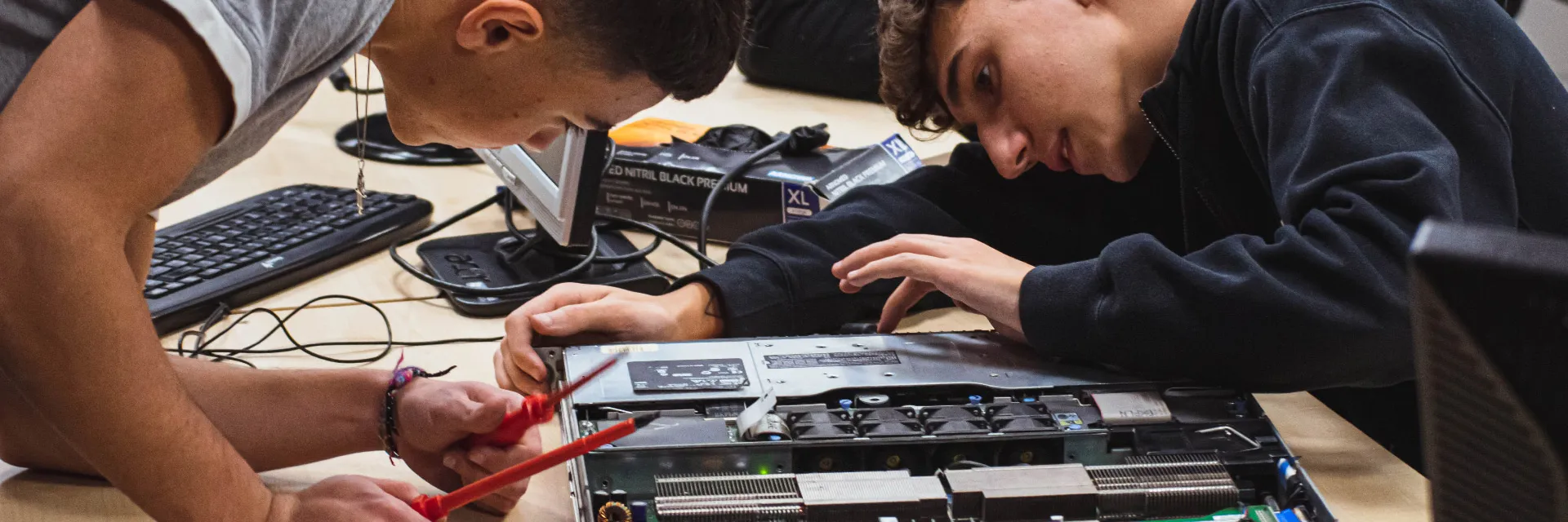 Hero Content - FP Informática