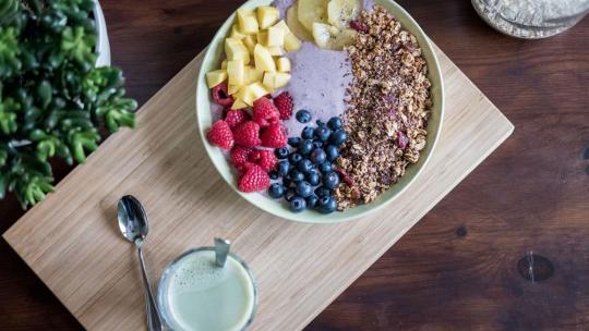 Un desayuno saludable preparado por profesionales en Dietética.