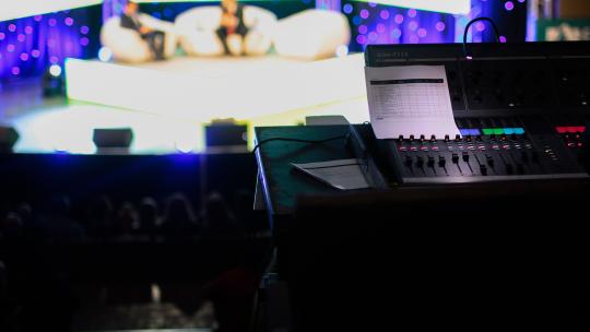 talk-show-1149788_1920.jpg