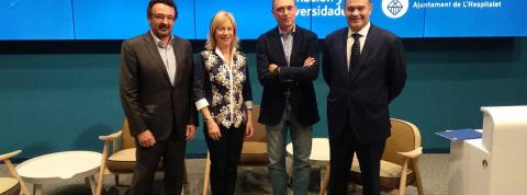 Directivos de Microsoft, Altran y Randstad en auditorio Hospitalet