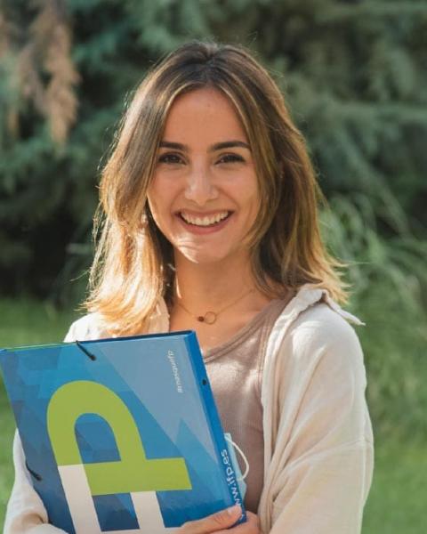 Estudiante de iFP en las instalaciones del centro