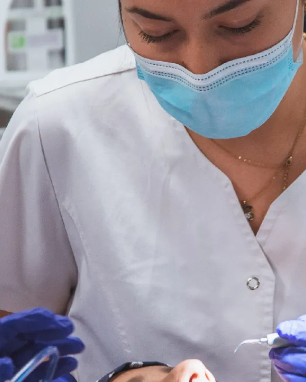 Hero Content - FP Sanidad + Barcelona