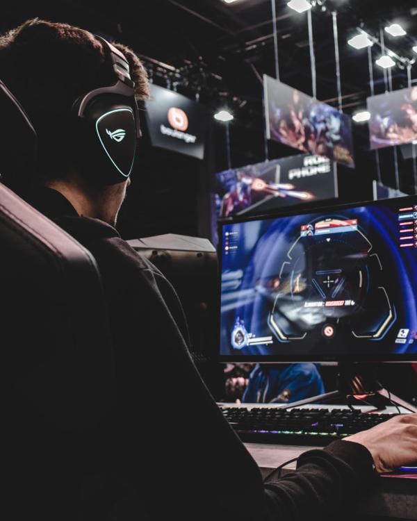 razones-para-estudiar-una-fp-en-videojuegos-ocio-digital.jpg